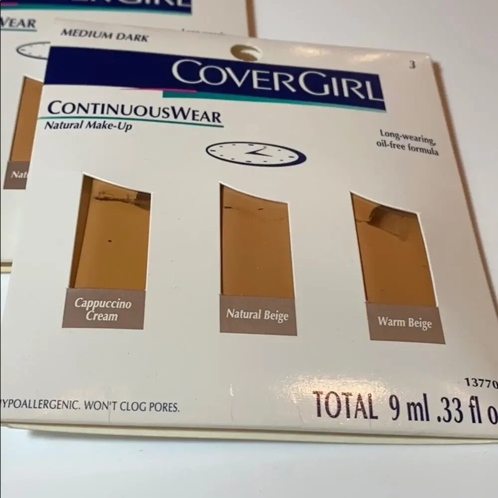 NEW 6 CoverGirl MEDIUM DARK FOUNDATION Long Last Wear Make-Up Oil-Free Packet